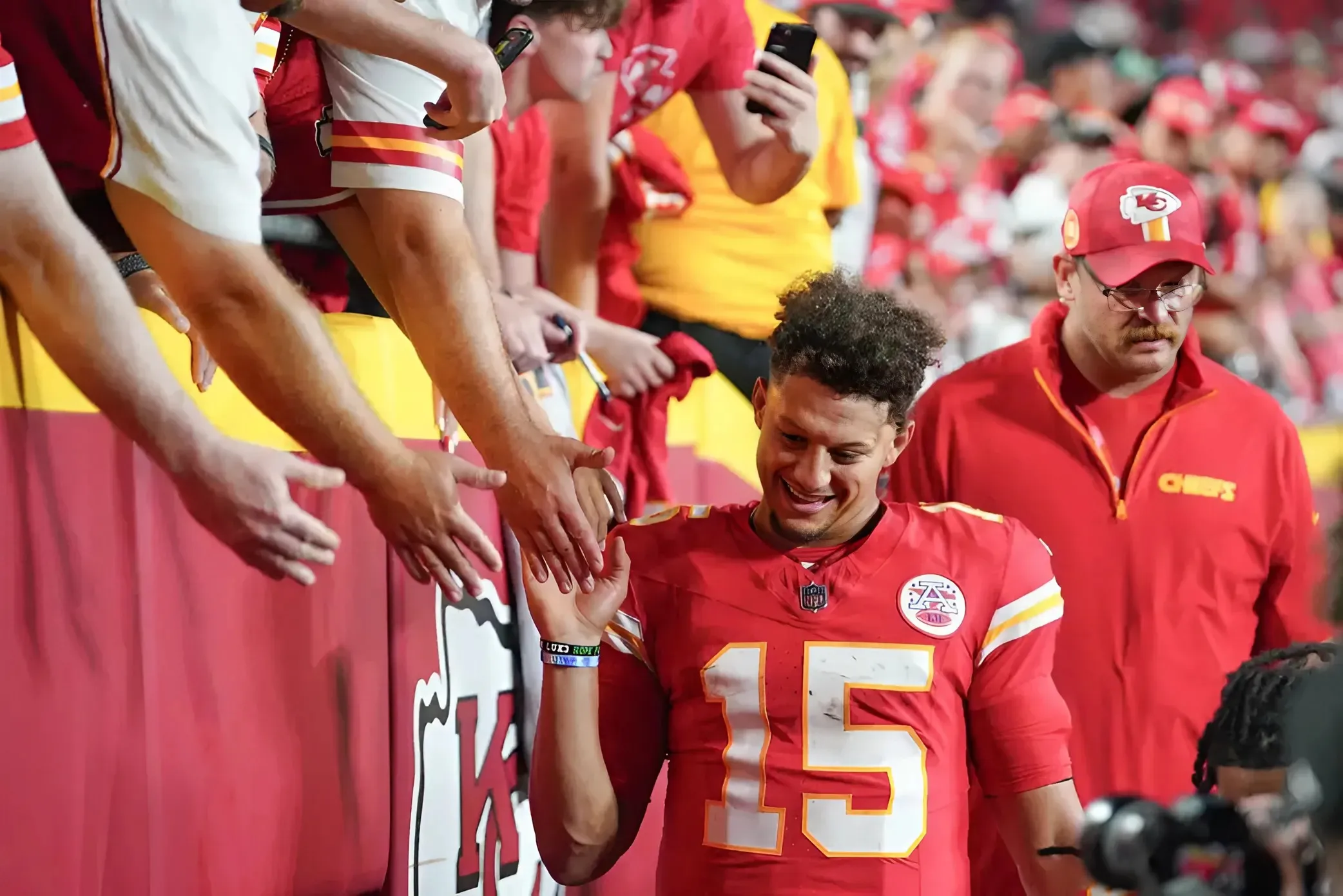 Patrick Mahomes Believes He’d Dominate Kansas City Chiefs Teammate in Tennis