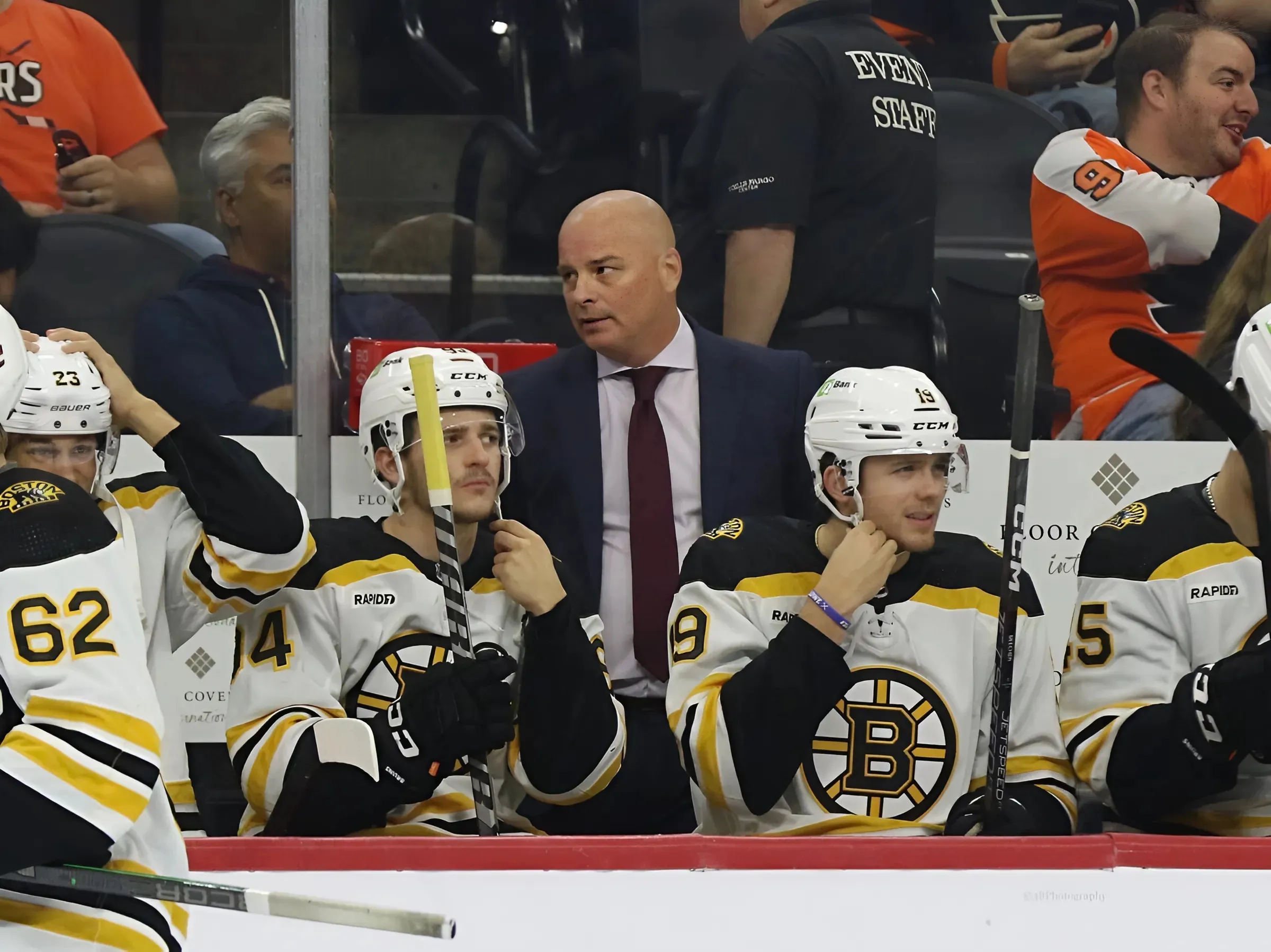 Bruins Head Coach Sends Big Message to Top Prospect