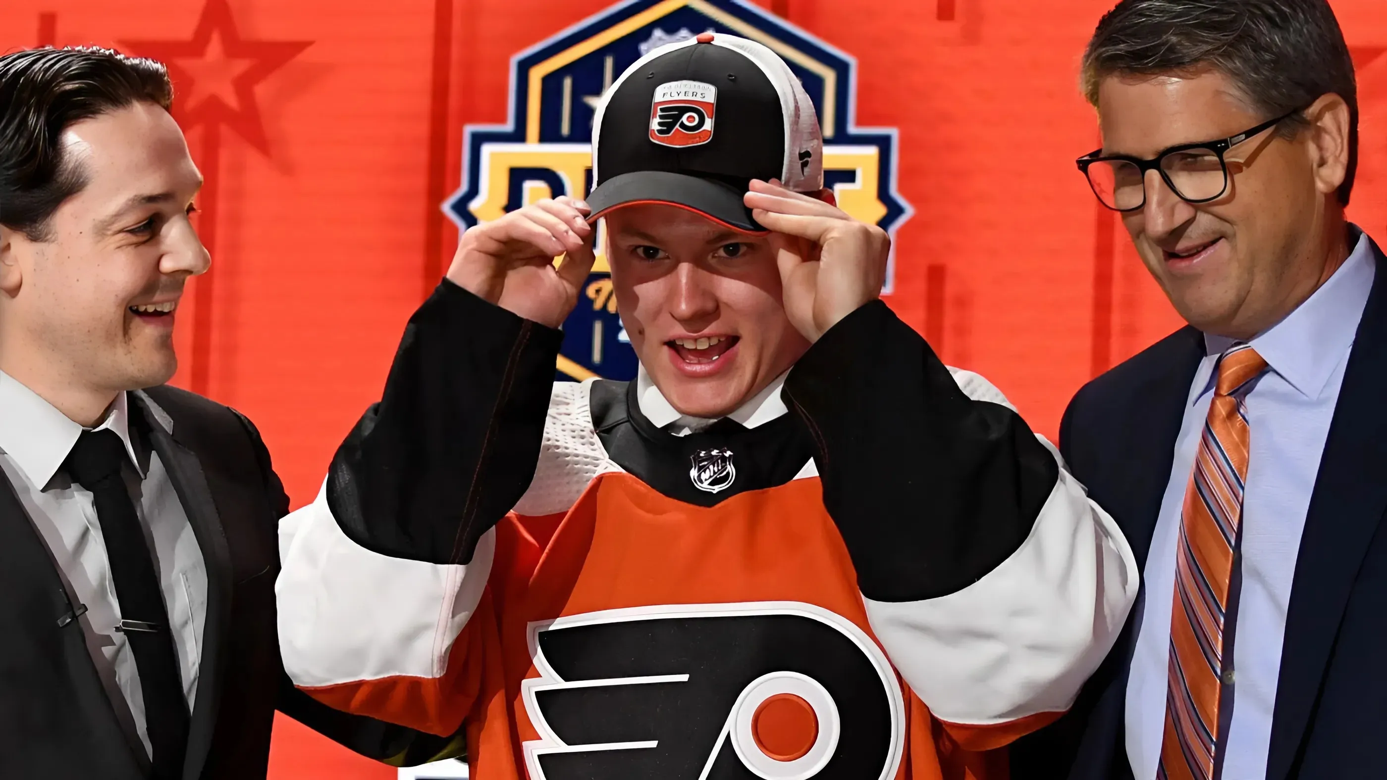 Top NHL prospect Matvei Michkov shines in Flyers' rookie game against Rangers