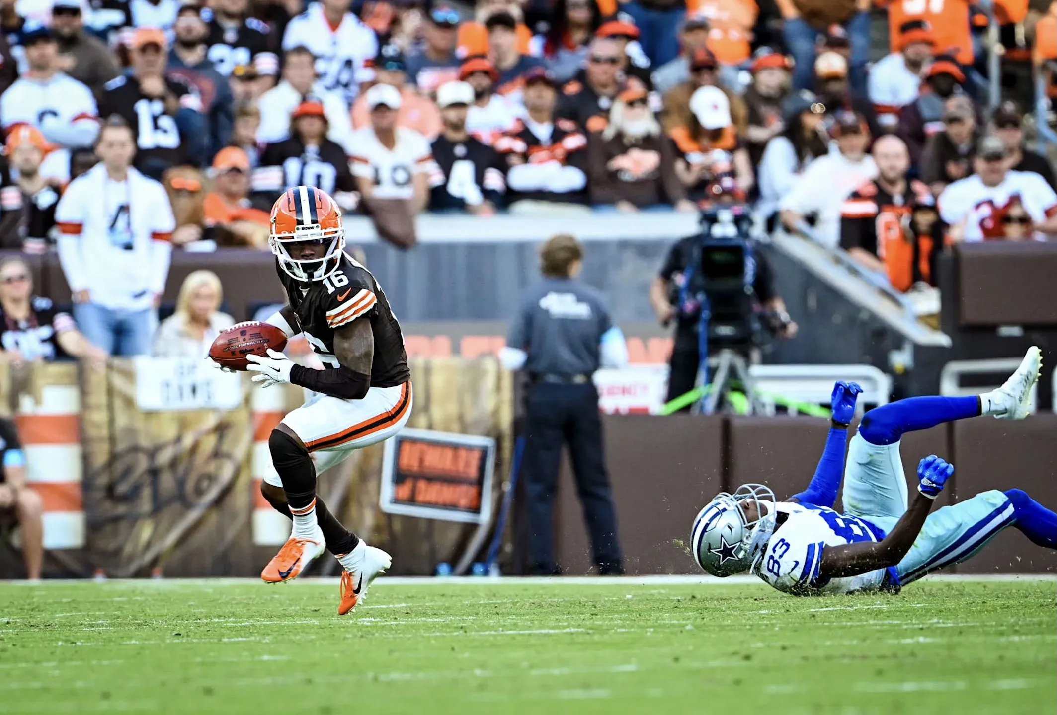 Browns Cut Ties With Newly Signed WR Just Before Week 2 Matchup