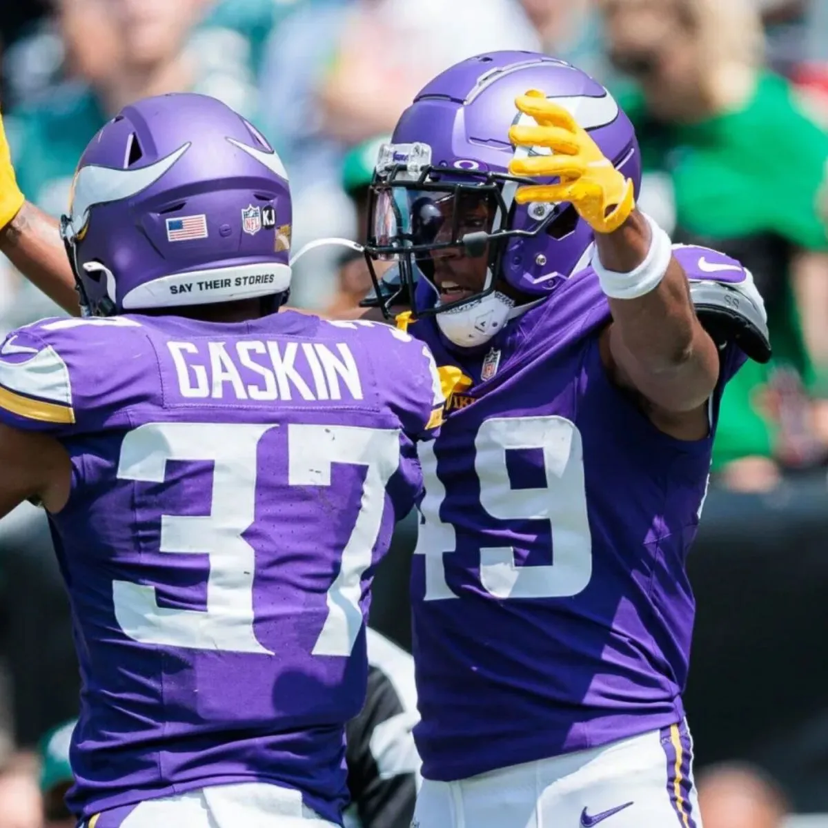 Minnesota Vikings Activate Two Practice Squad Players for Week 2