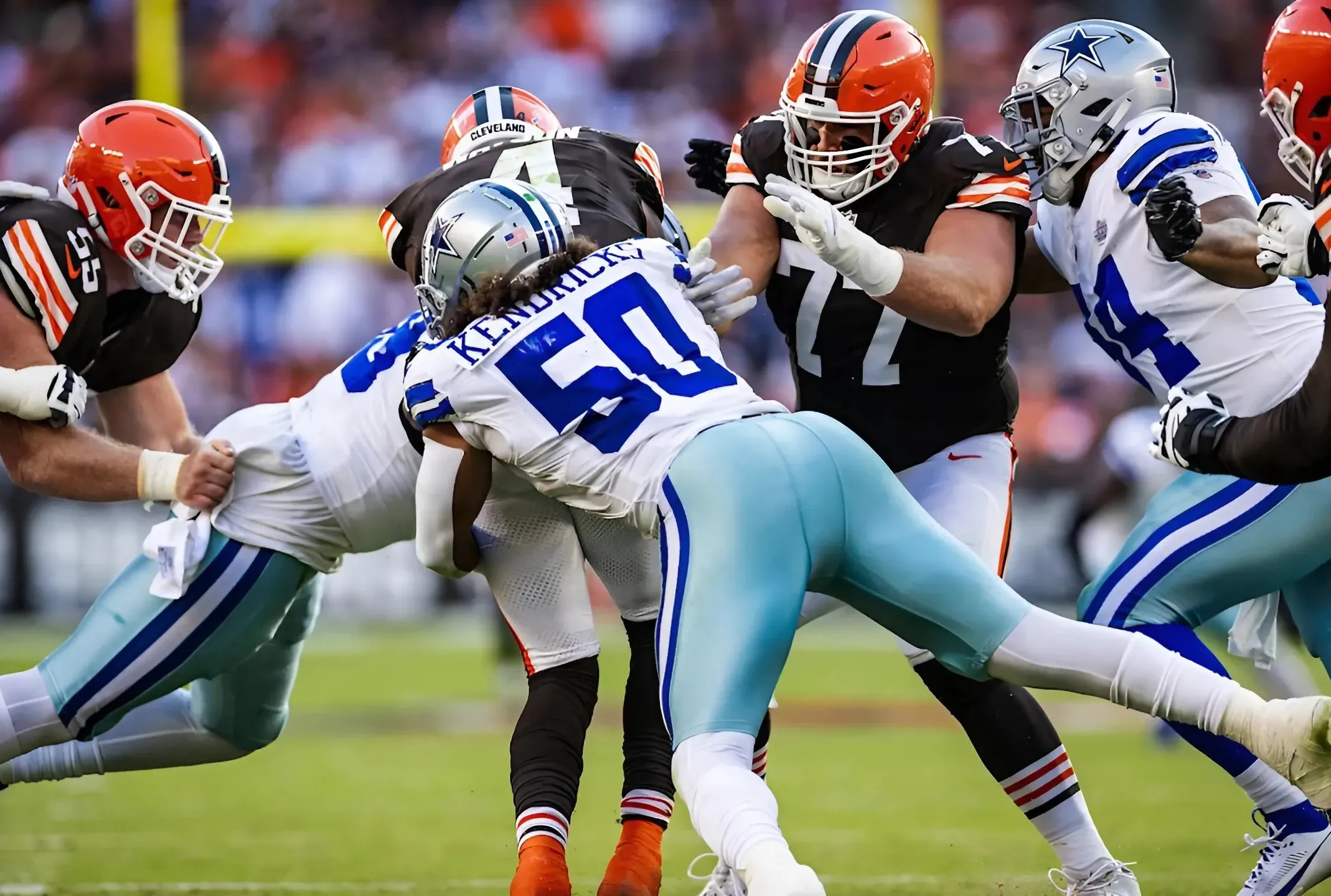 Cowboys LB Kendricks Evades Punishment After Injuring Browns’ David Njoku