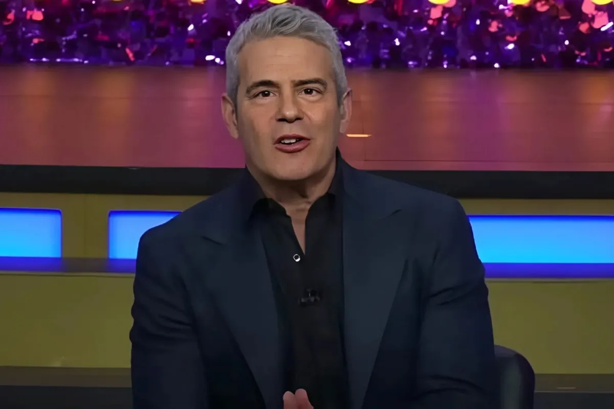 Andy Cohen Apologizes For ‘Painful’ ‘Wwhl’ Episode ngocc