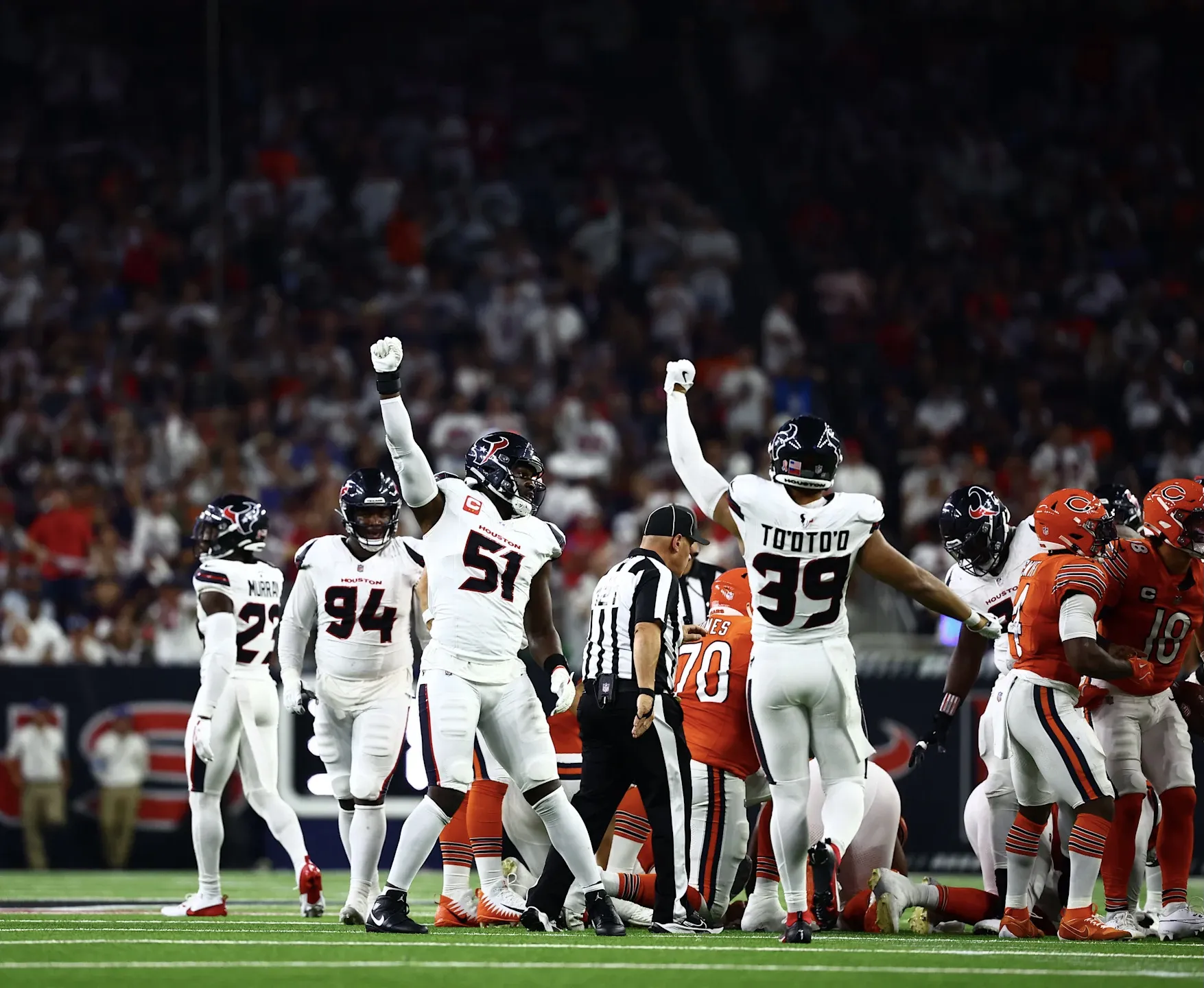 Bears, Texans get into heated scuffle amid Week 2 clash