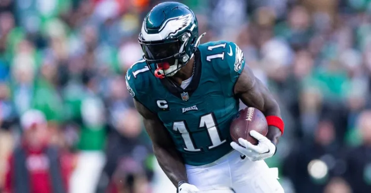 Eagles should use committee to replace injured WR A.J. Brown