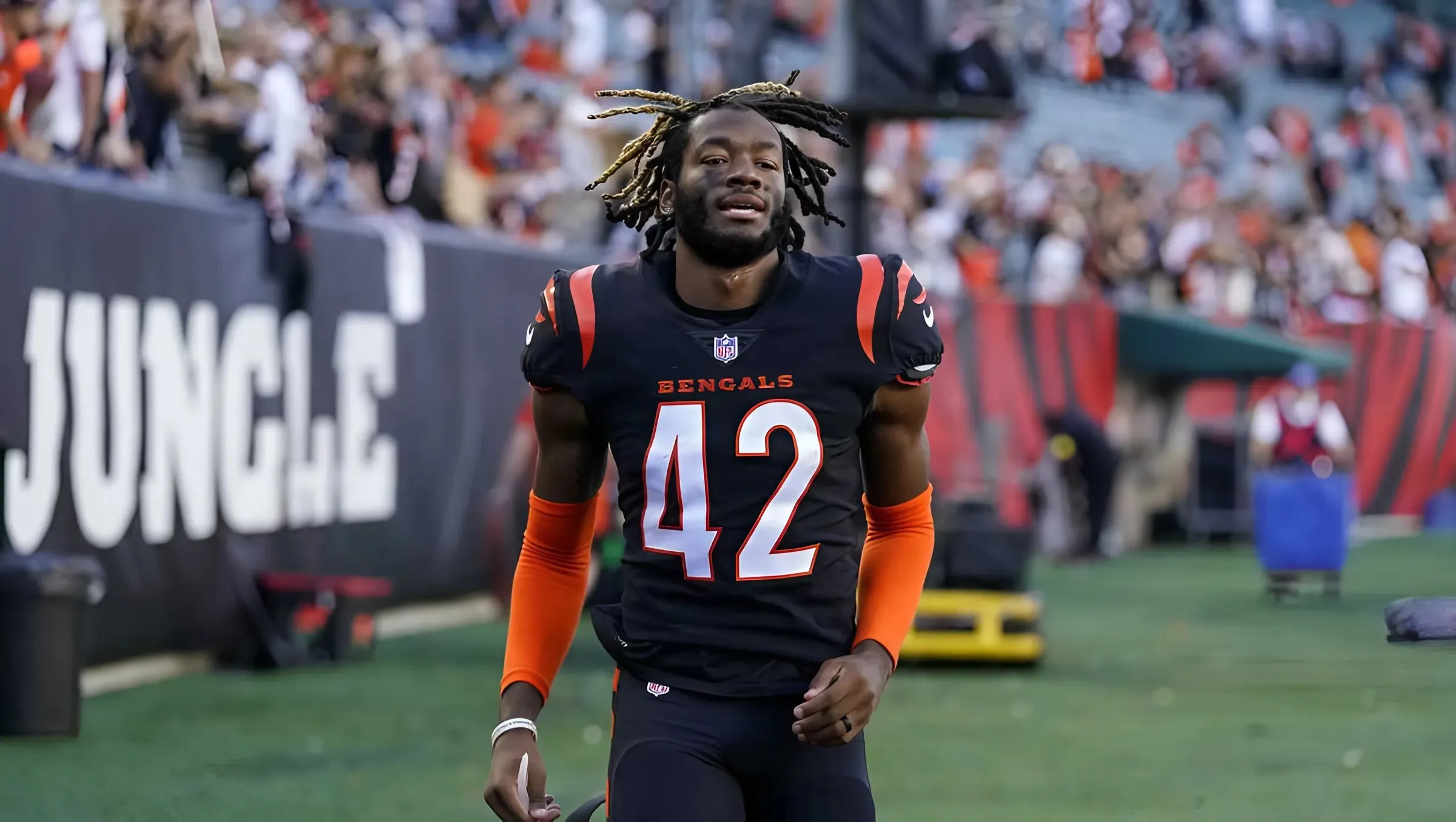 Former Bengals Player Reacts to 'Weak' Pass Interference Penalty in Loss to Chiefs
