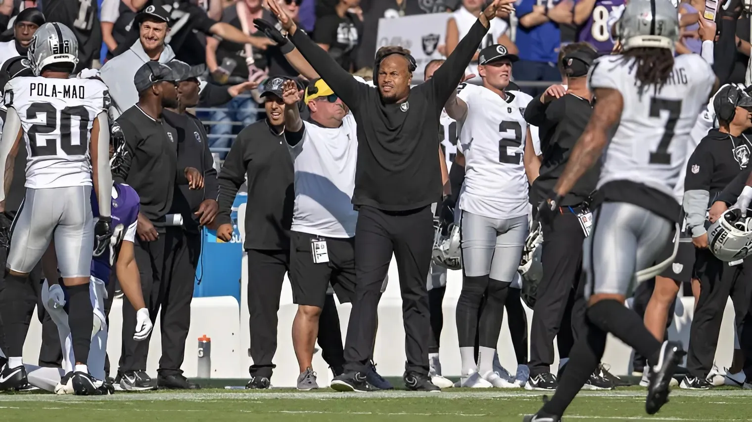 Raiders shock the world, set the internet on fire with win over Ravens