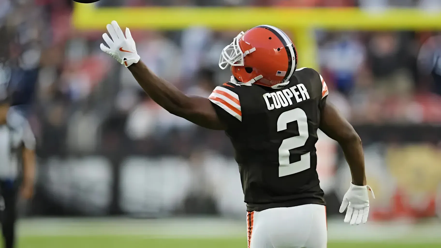 Browns Send 7-Word Message on WR Amari Cooper After Another Dud