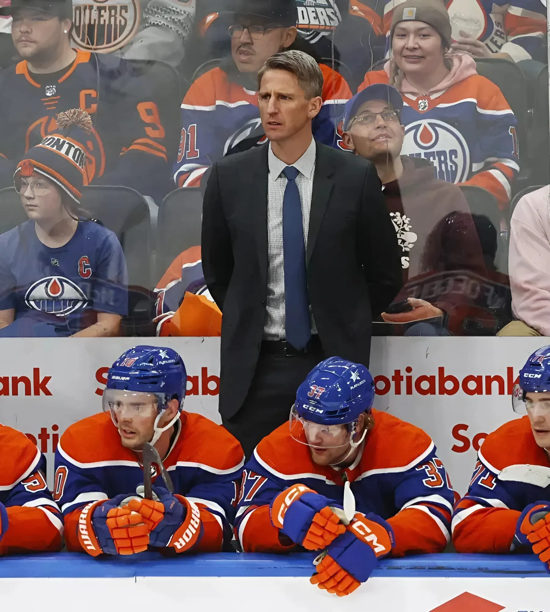 Coach Knoblauch and front office staff take rare action at Oilers rookie training camp