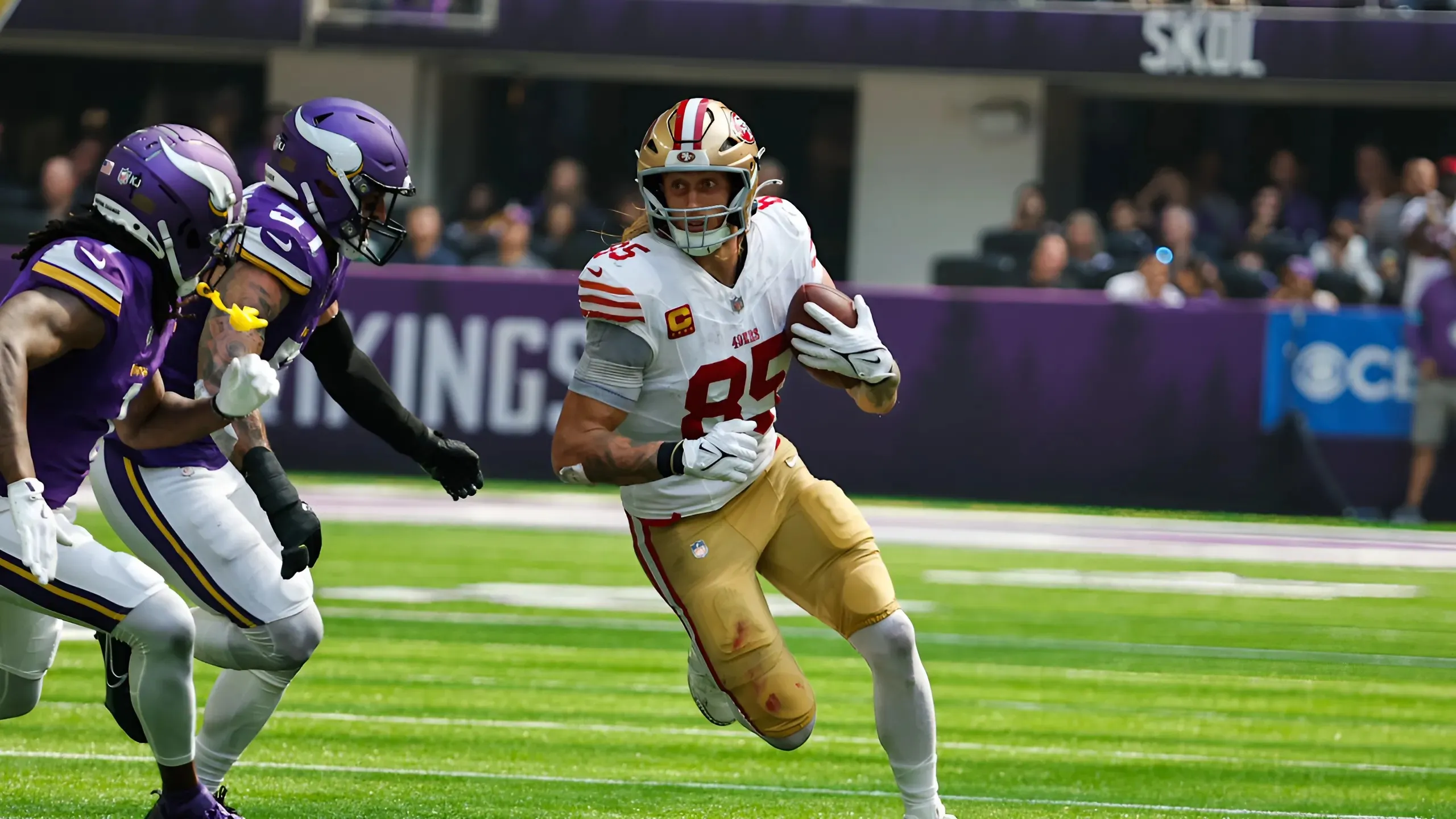 Latest updates on George Kittle injury after 49ers TE carted to locker room