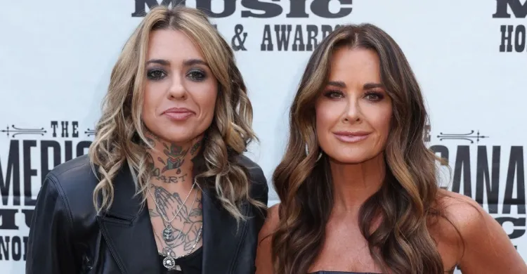 Kyle Richards & Morgan Wade Took Their Friendship to a New Level For a Good Cause (PICS)