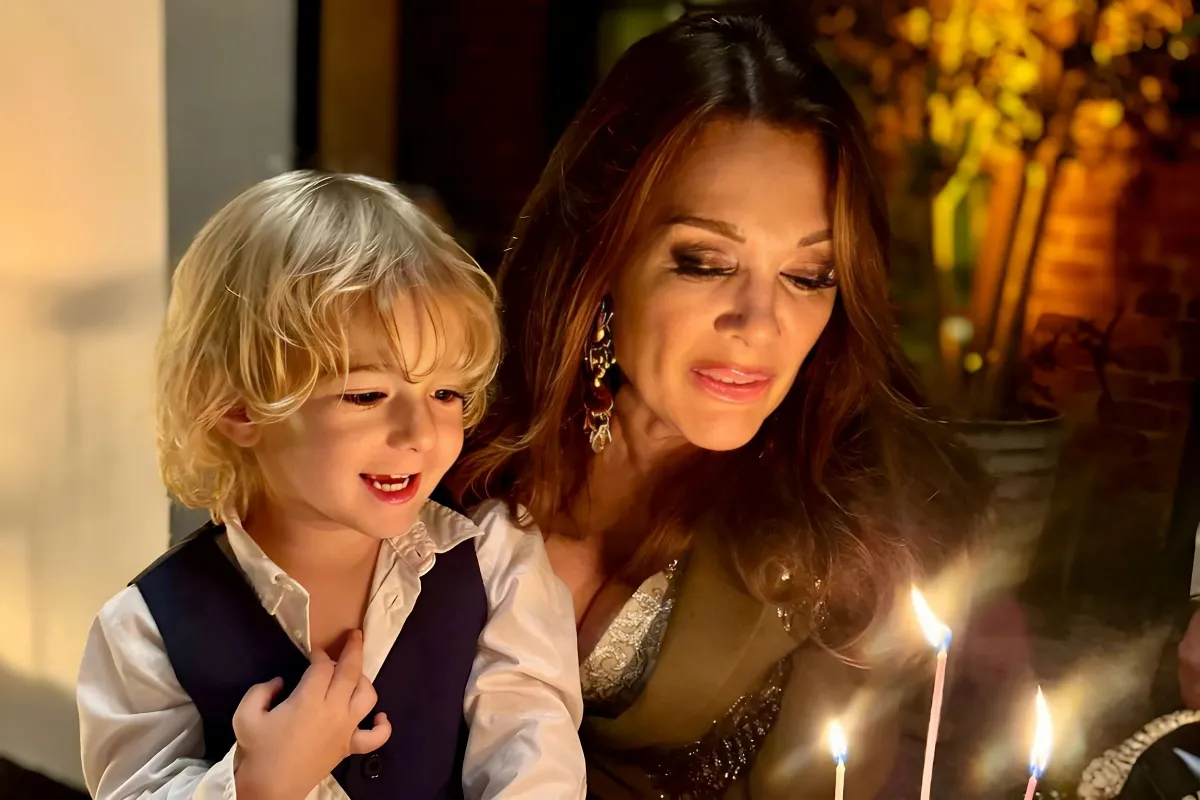 Lisa Vanderpump Holds Grandson Teddy, 2, as She Blows Out Her Birthday Candles in Cute Photo: 'My Paws and My Family' - lulu