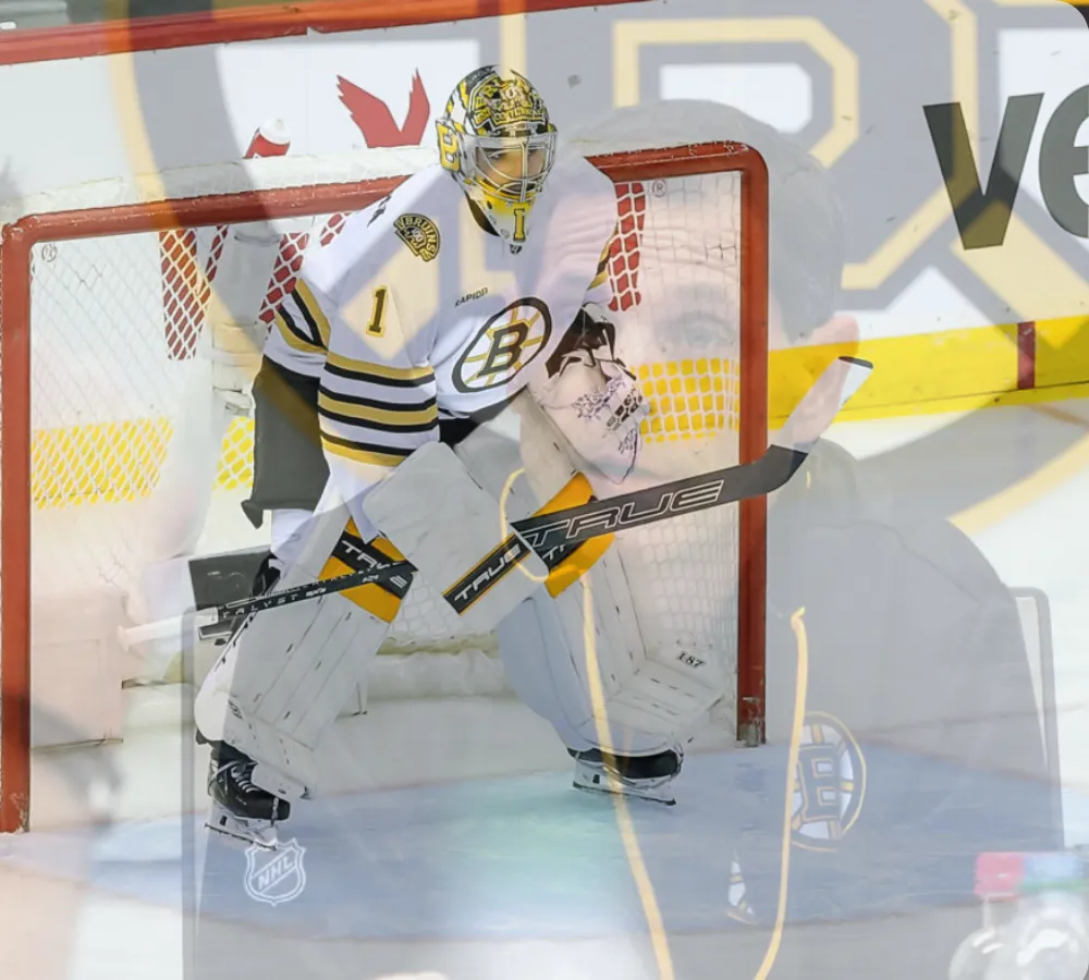 Jeremy Swayman and Boston Bruins Keep Talking New Contract