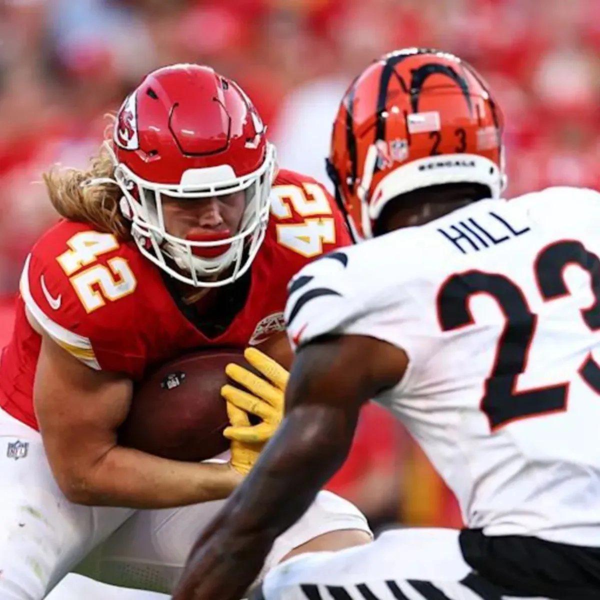 Carson Steele remains Chiefs best rushing option even after signing Kareem Hunt