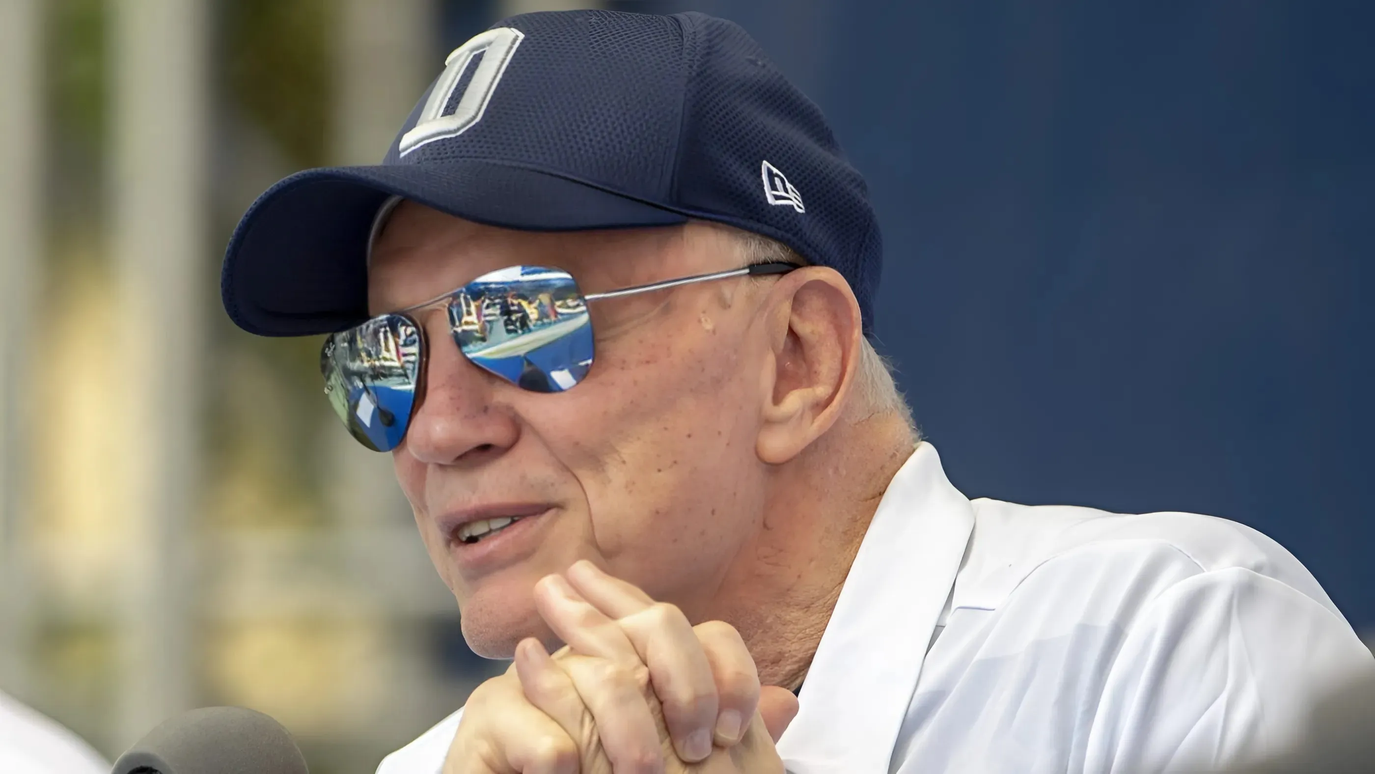 Cowboys’ Jerry Jones Openly Talks ‘Trade’ Need