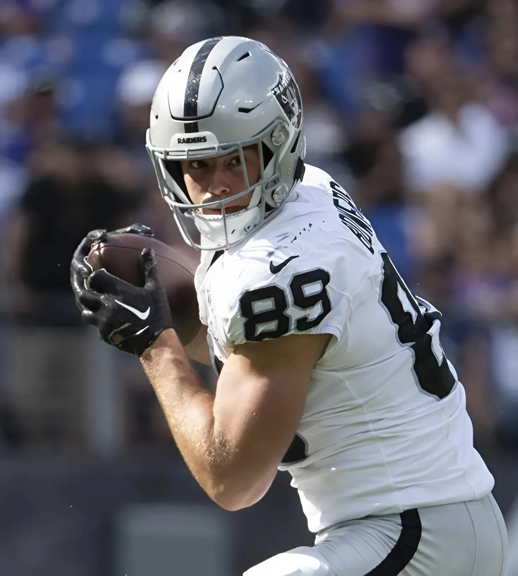 Raiders Teammate Doesn’t Hold Back About Brock Bowers