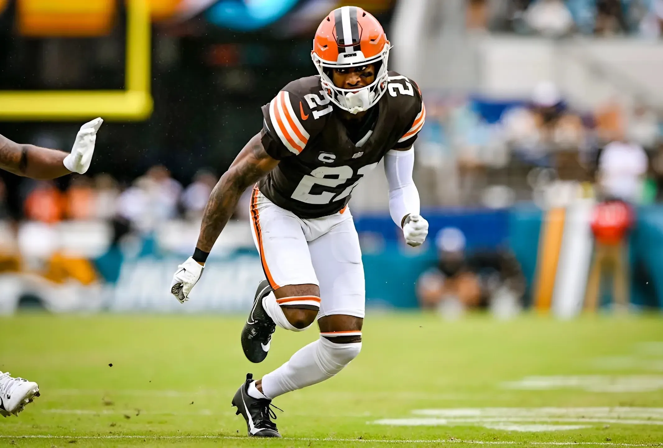 Browns Working Out CB Amid Denzel Ward Injury Concerns in Week 3