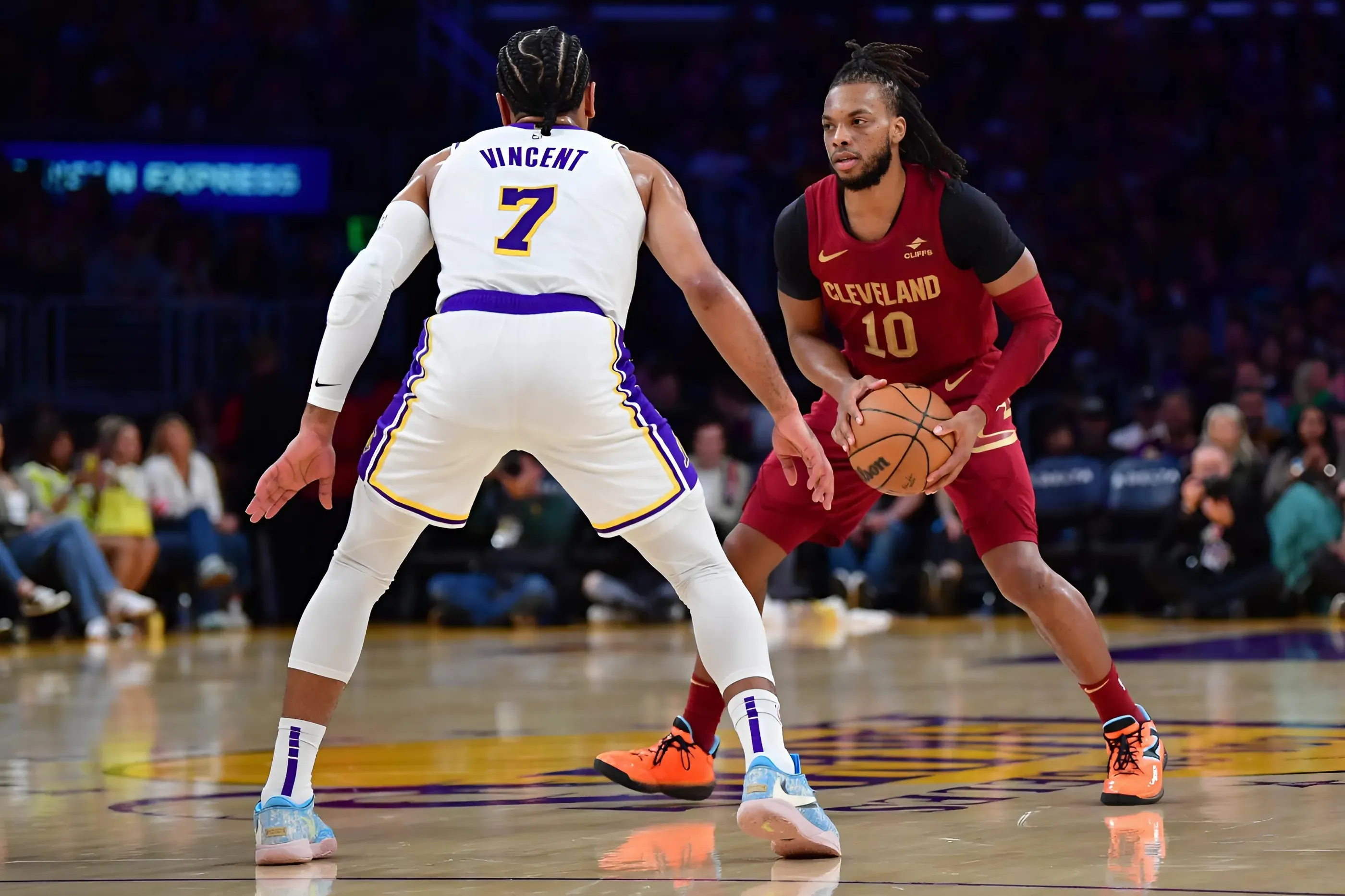 NBA Rumors: Los Angeles Lakers Targeting Cleveland Cavaliers Point Guard