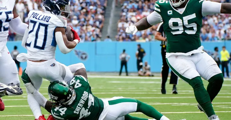 Who were the Jets’ top performers in Week 2 according to Pro Football Focus?