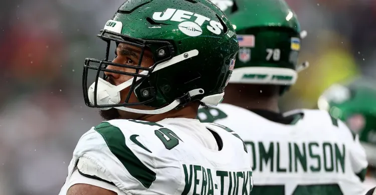 Jets' Alijah Vera-Tucker laid a ridiculous pancake block vs. the Titans (video)