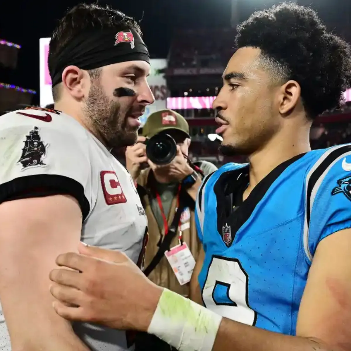 Bucs’ Mayfield Defends Embattled Former No. 1 Overall Pick