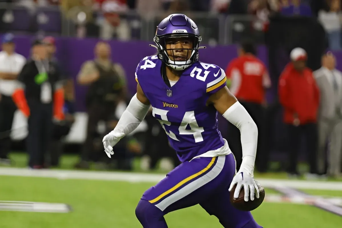 ‘Unrealistic’ for Vikings to Keep $67 Million Star, Insider Says