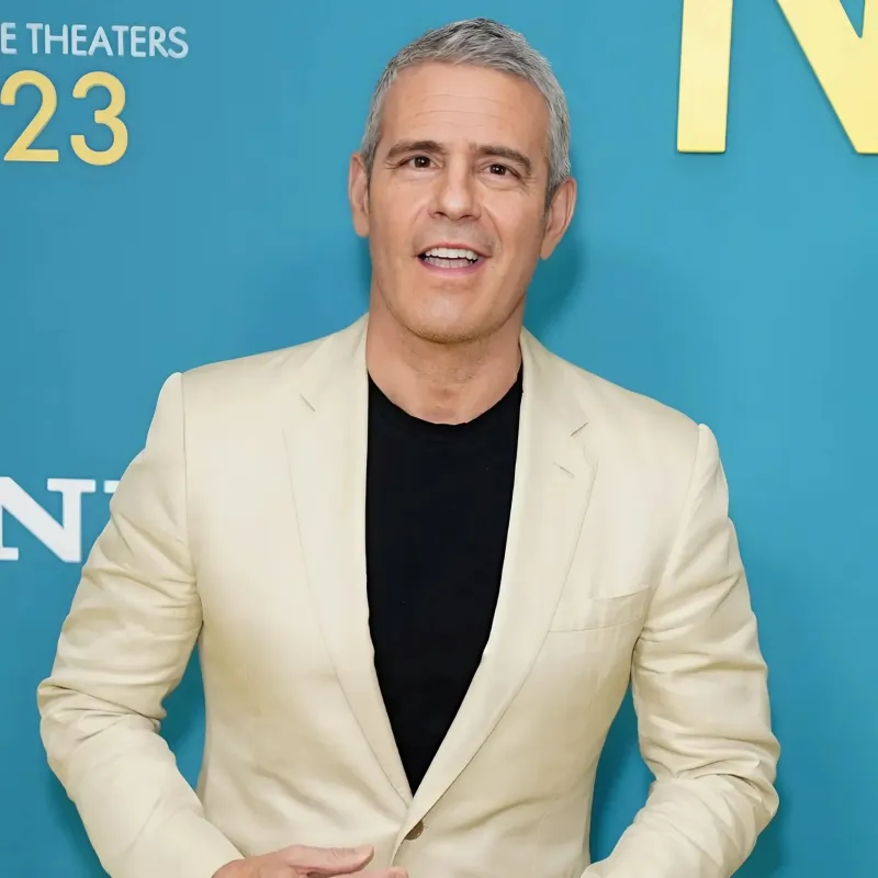 Andy Cohen’s Before-And-After School Dropoff Photos Are Giving Us Life ngocc