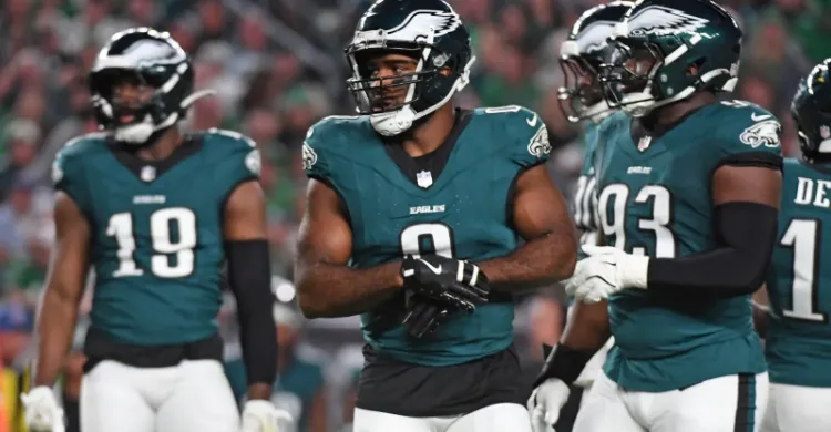 Eagles Veteran Keeping Starting Job Despite Backlash