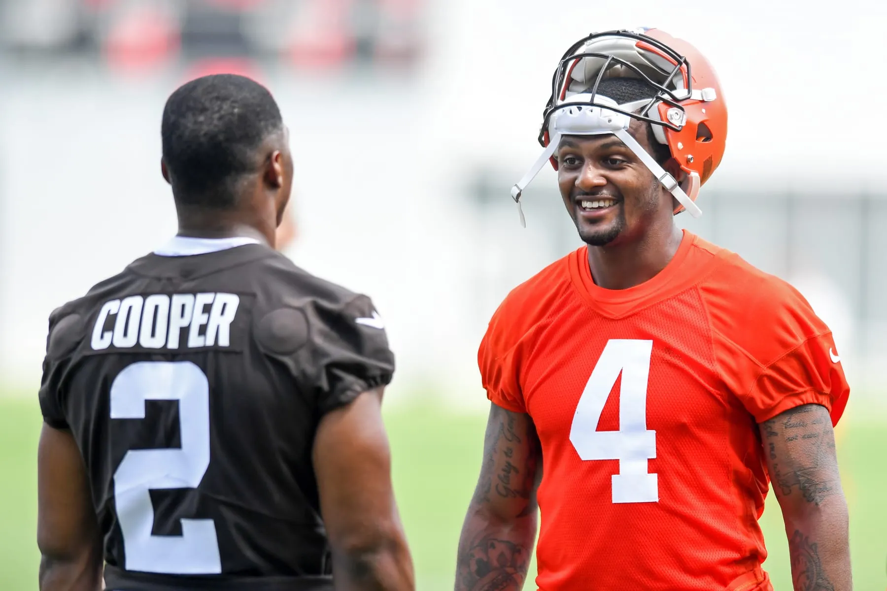 Amari Cooper Makes Bold Promise to Deshaun Watson After Struggles