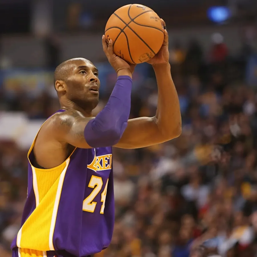 Former NBA Point Guard Says Kobe Bryant Was More Significant Than Michael Jordan