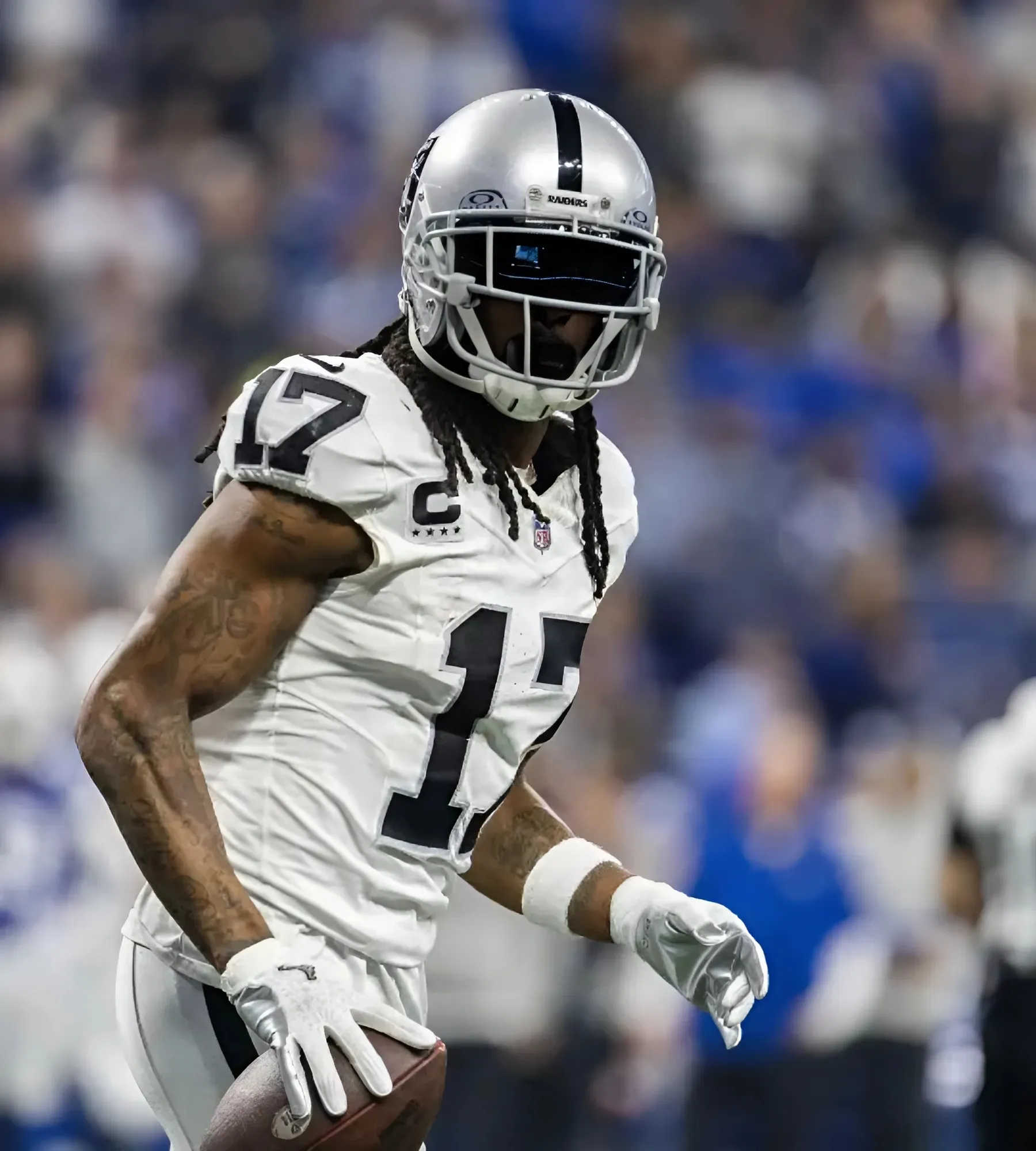 Commanders 'would love to add' a wide receiver by trade deadline