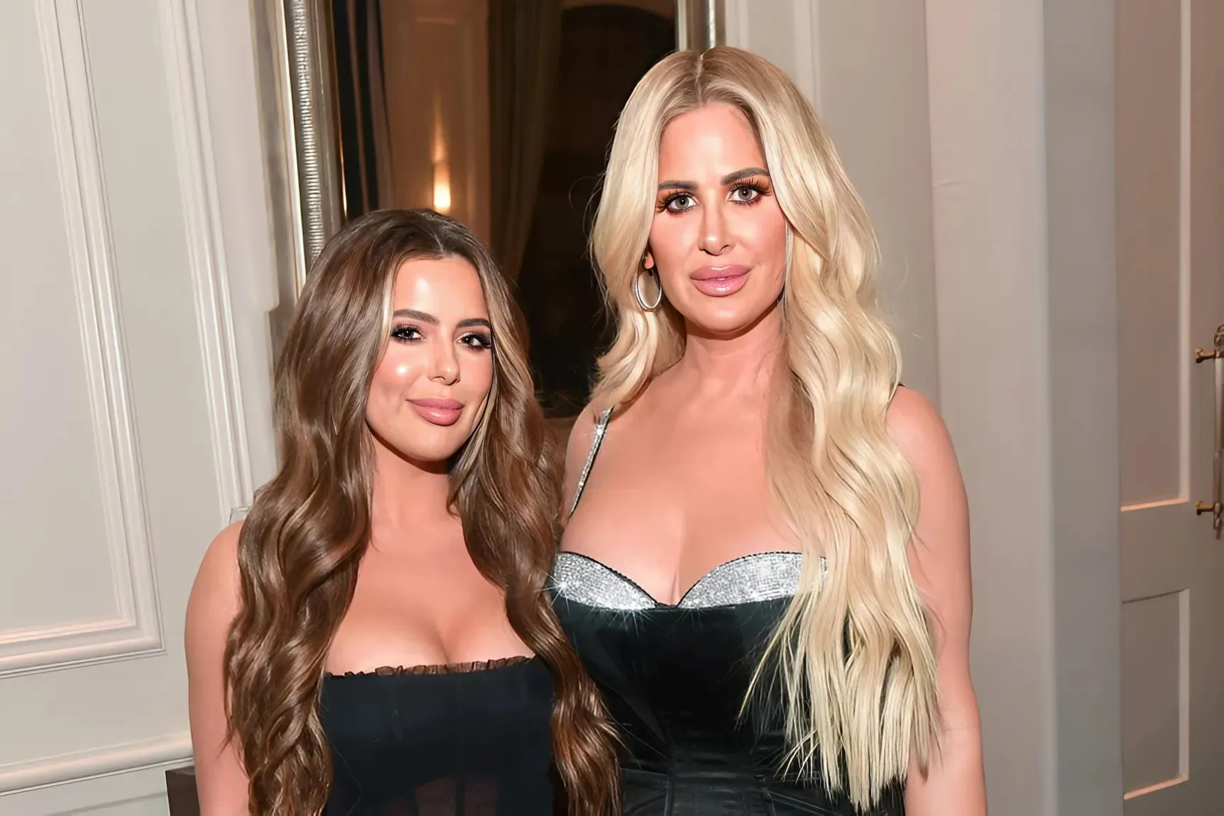 Kim Zolciak and Her Daughter Brielle Biermann Are Twins in a New Photo: “Love You Mucho"