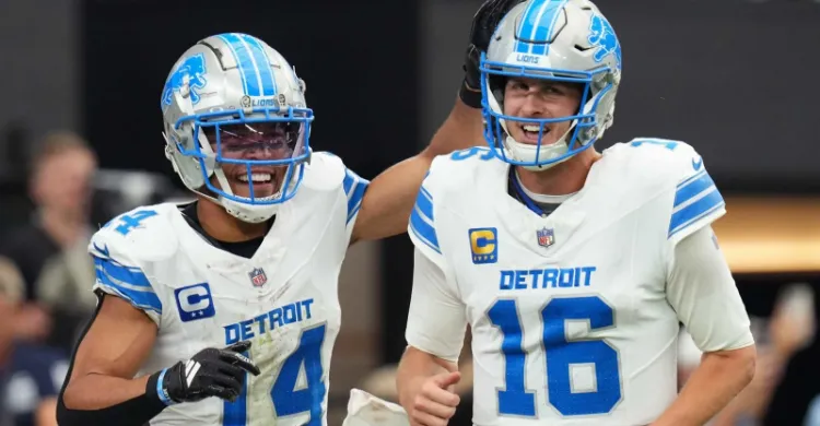 Watch: Lions execute unbelievable hook-and-ladder touchdown against Cardinals