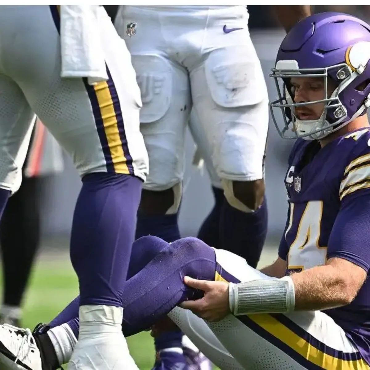 Vikings QB Sam Darnold Shares Initial Update After Knee Injury