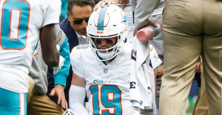 Dolphins' Skylar Thompson suffers injury after starting for Tua Tagovailoa