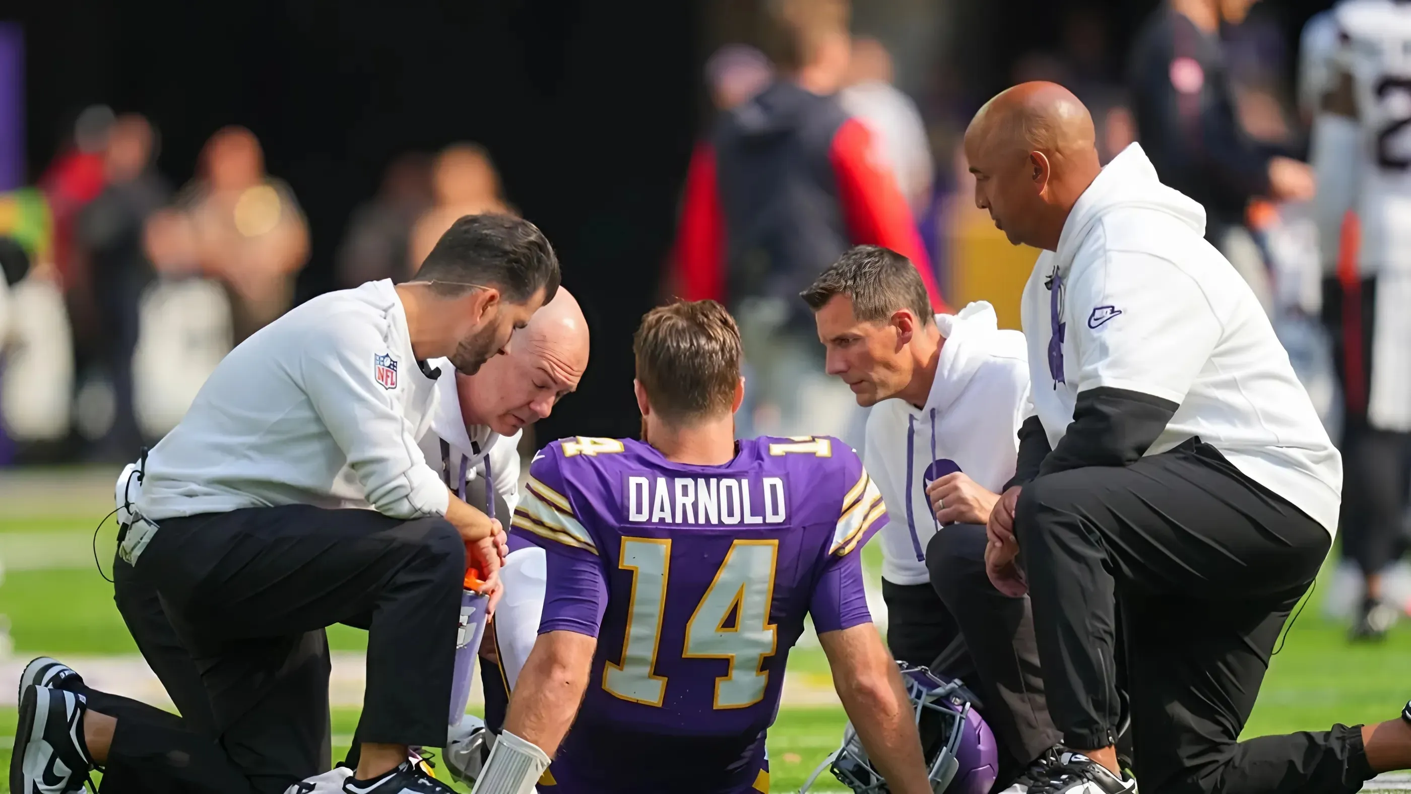 Reports: Vikings QB Sam Darnold (knee) to undergo MRI exam