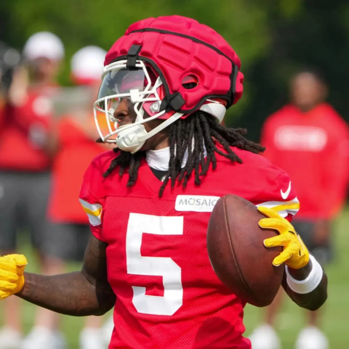 Determined Chiefs WR Hollywood Brown sends stern message to rest of the NFL about his pending return