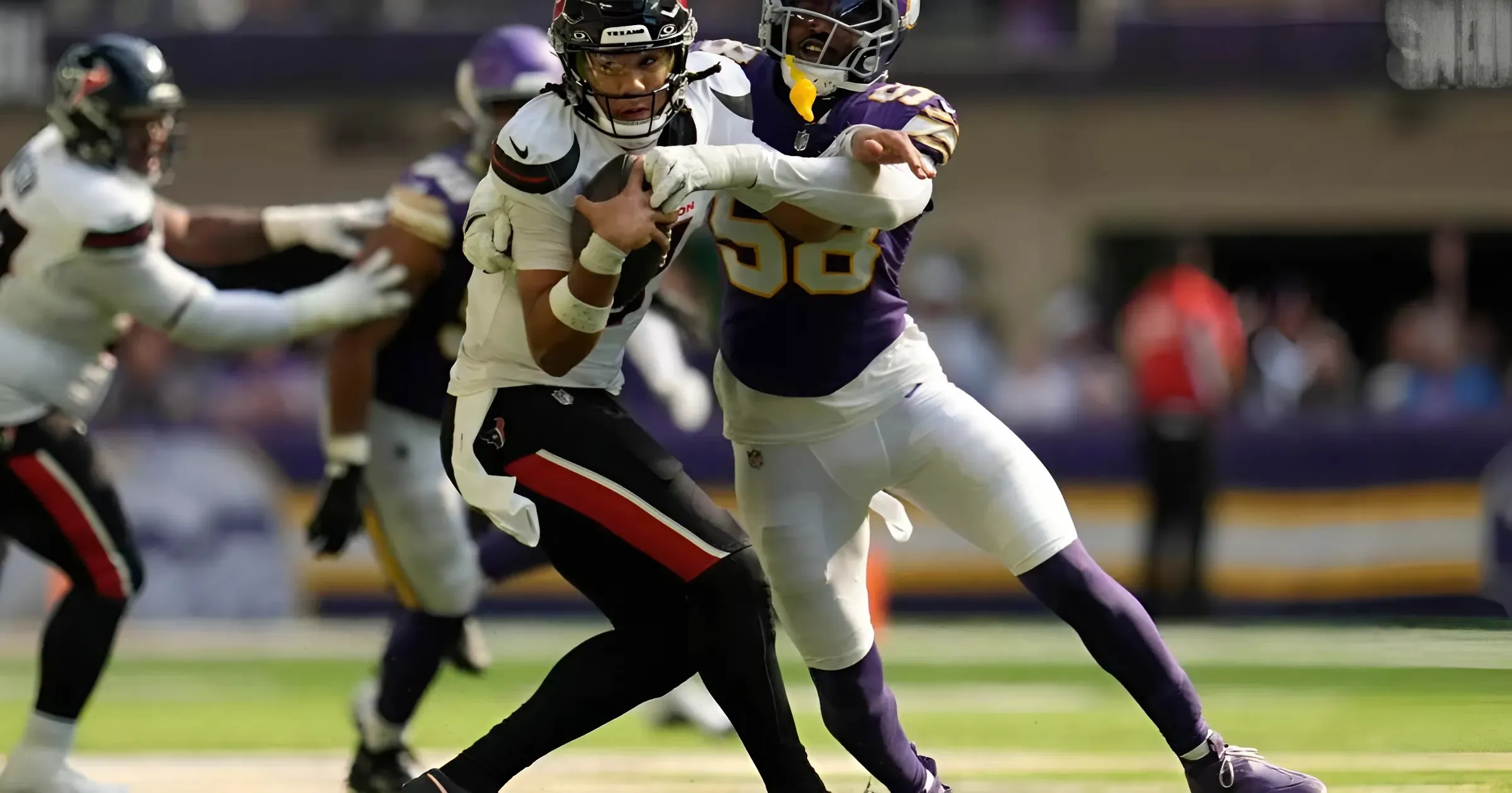 Vikings' defensive star calls out Texans' offensive scheme