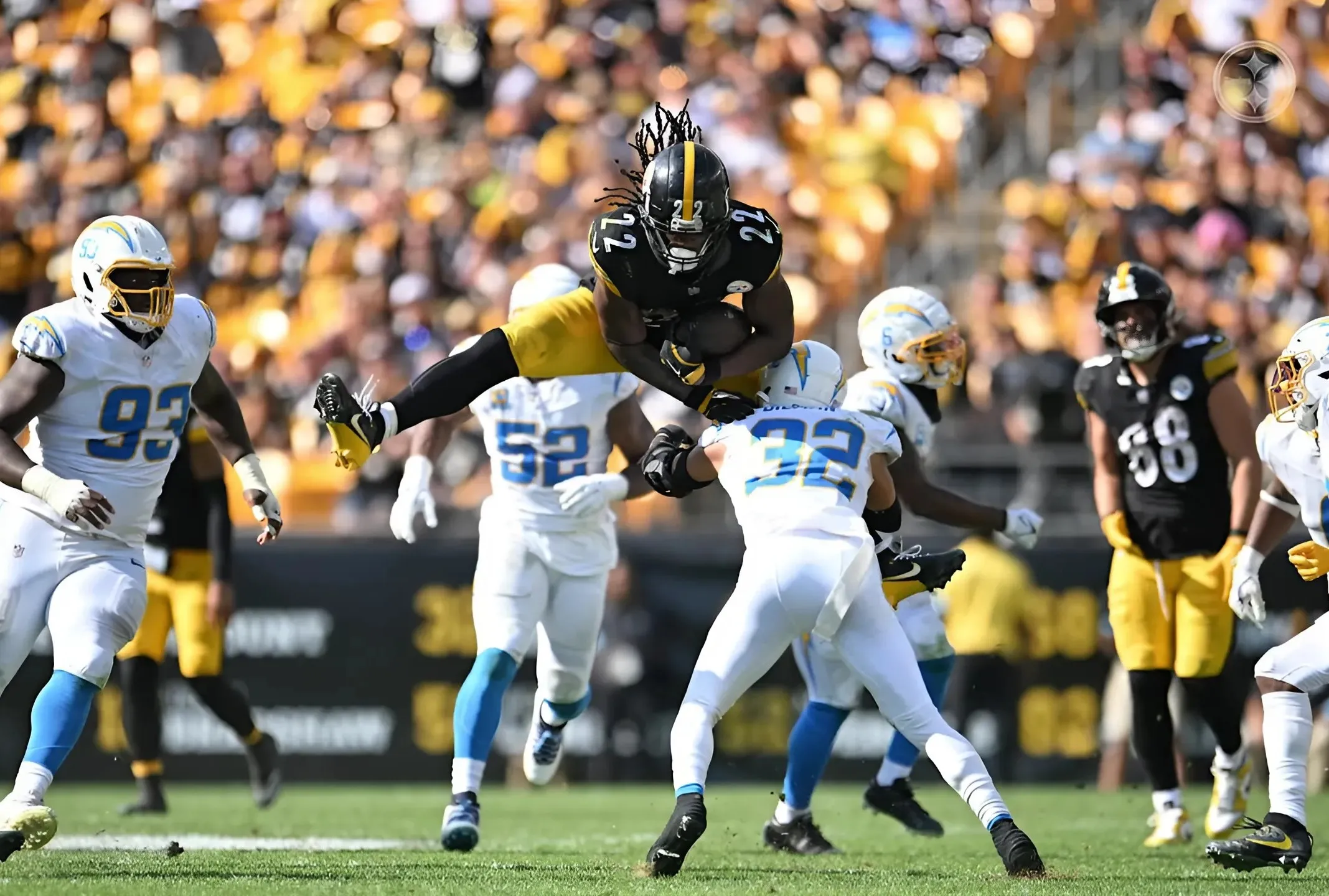 Steelers Get Alarming News After Najee Harris Reportedly Injured; Jaylen Warren Needs MRI