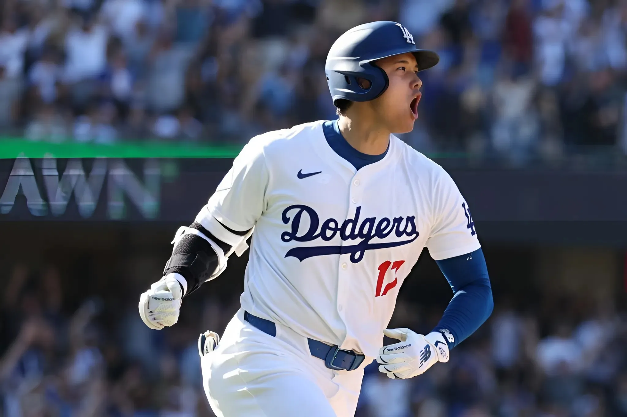 Dodgers tangle with Padres in race to decide NL West