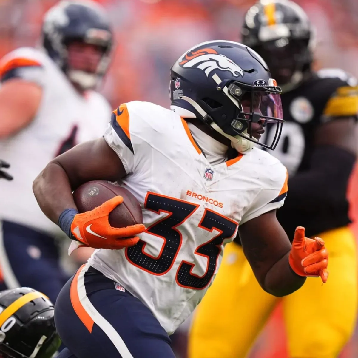 Broncos RB Javonte Williams' Struggles Stretch Beyond Stacked Box Issue