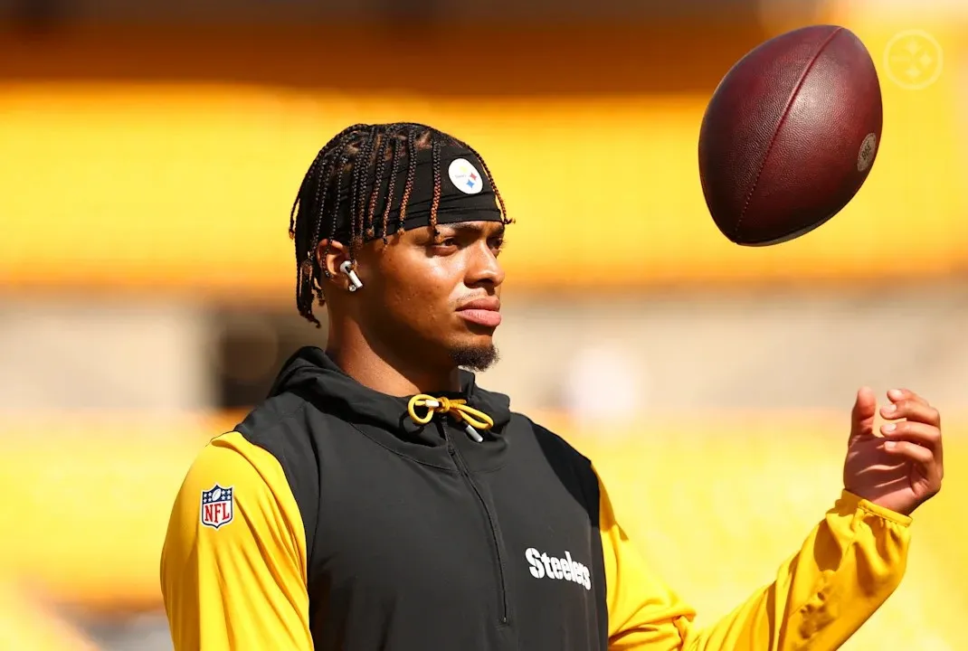 Steelers' Justin Fields Has Surprised Coaches Around The NFL: "He Can't Possibly Keep Playing This Clean Of Football"