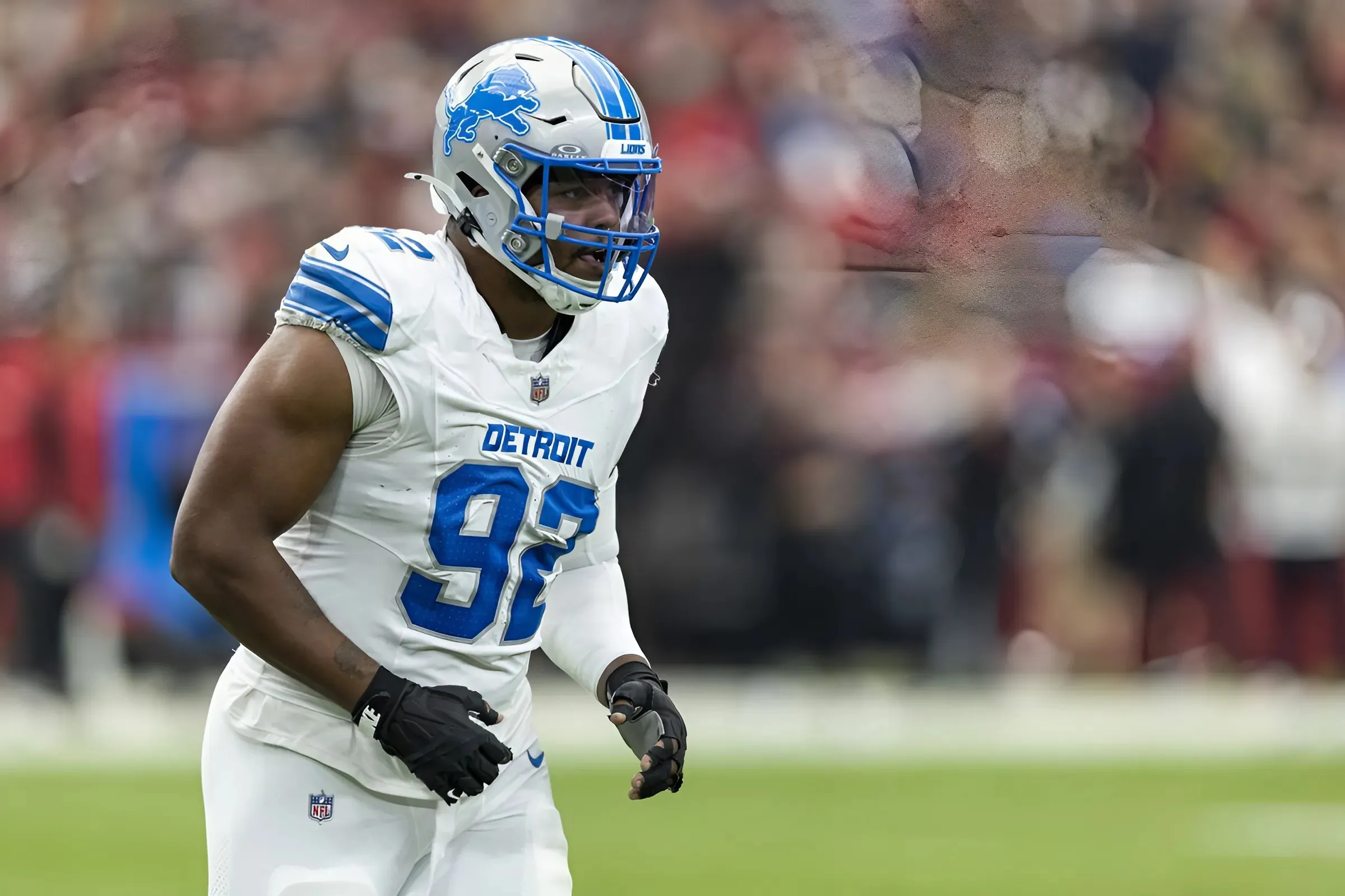 Lions HC Delivers Grim News on Veteran Defensive End