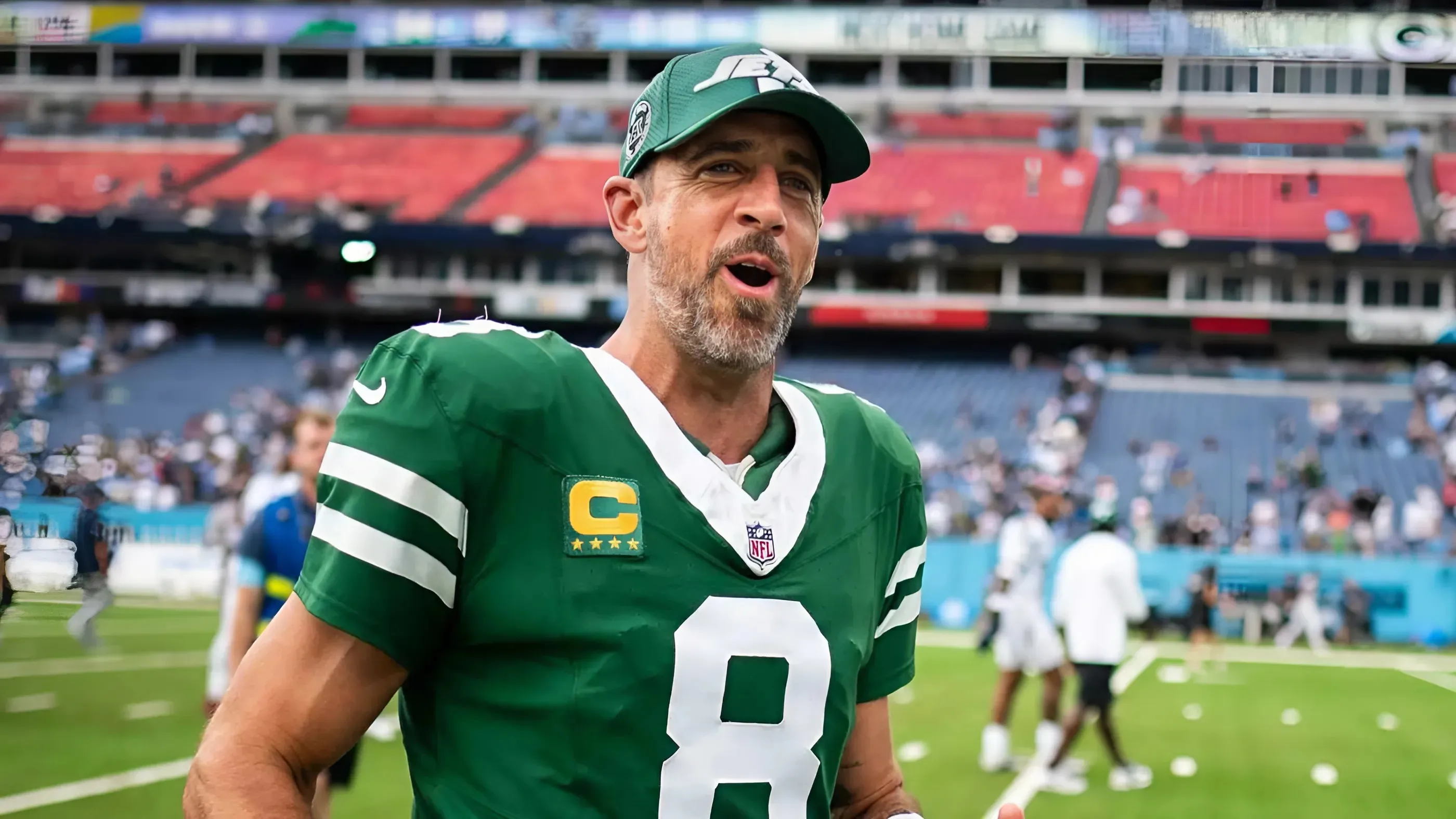 Aaron Rodgers weighs in on teams playing rookie quarterbacks