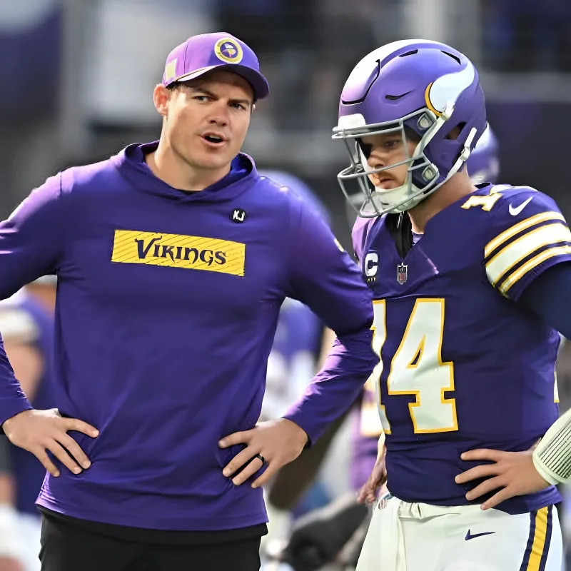 Vikings Coach’s QB Success Casts Doubt on Sam Darnold’s Future