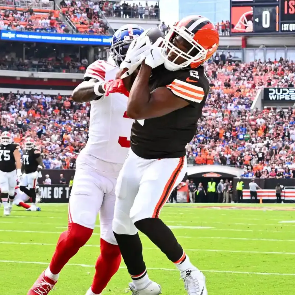 Broncos Tabbed as Suitor for $100 Million Browns Wide Receiver