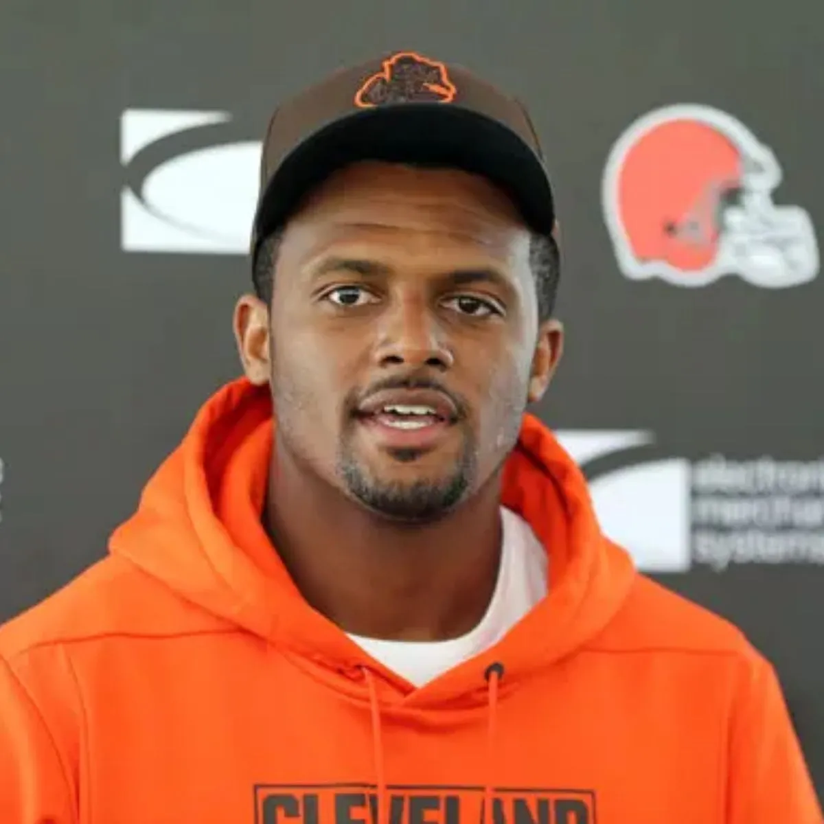 Browns Insider Weighs in on Chances of Browns Benching Deshaun Watson