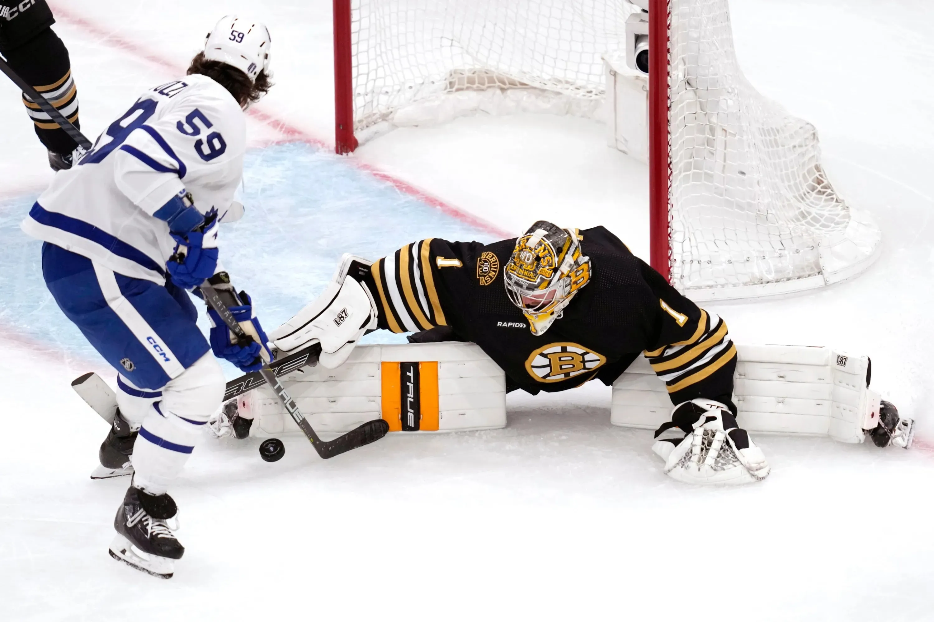 Bruins Set Deadline on Swayman Deal, Goalie Fixated on Term