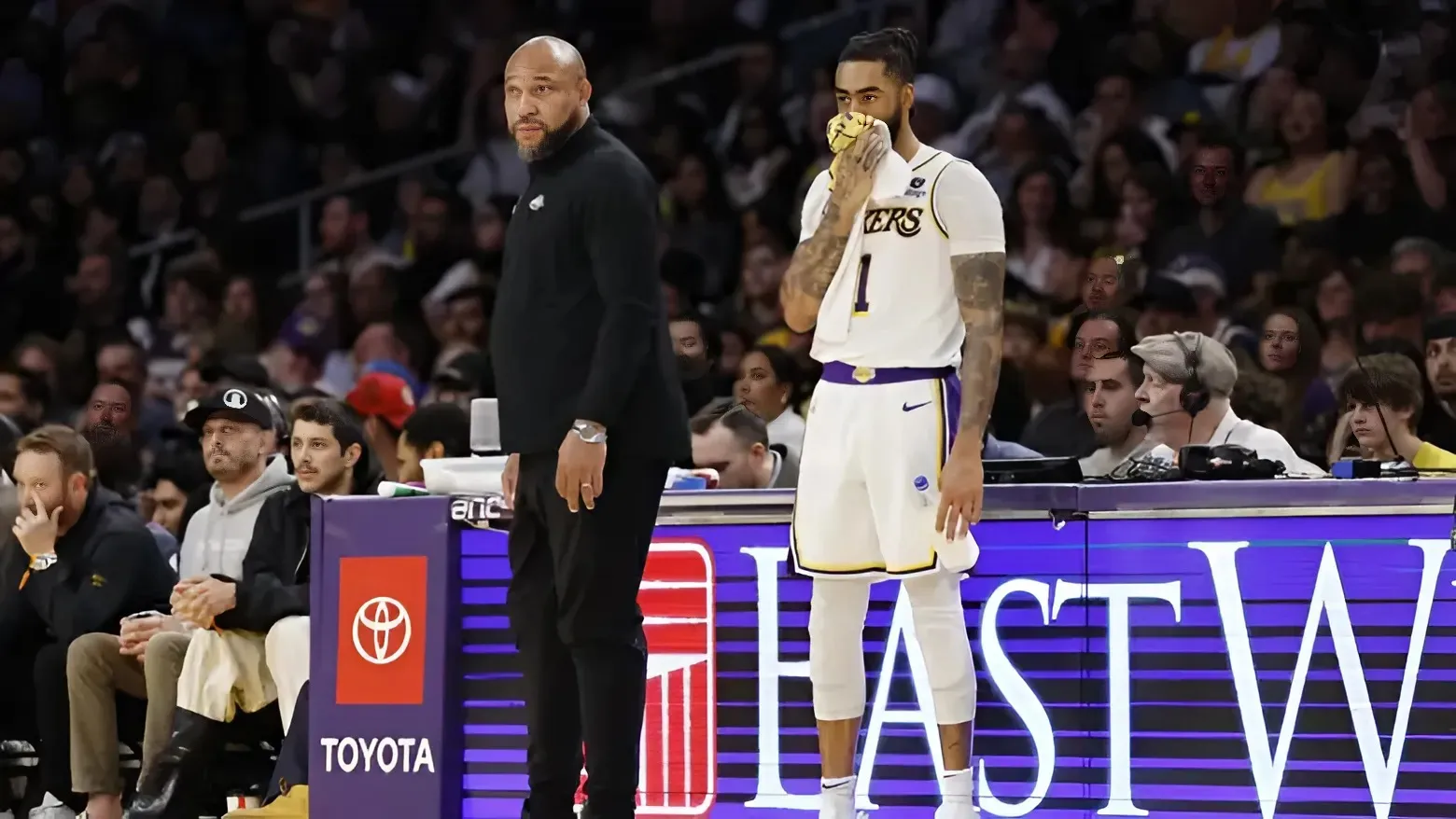 Lakers New Coach Makes One Thing Clear to D’Angelo Russell