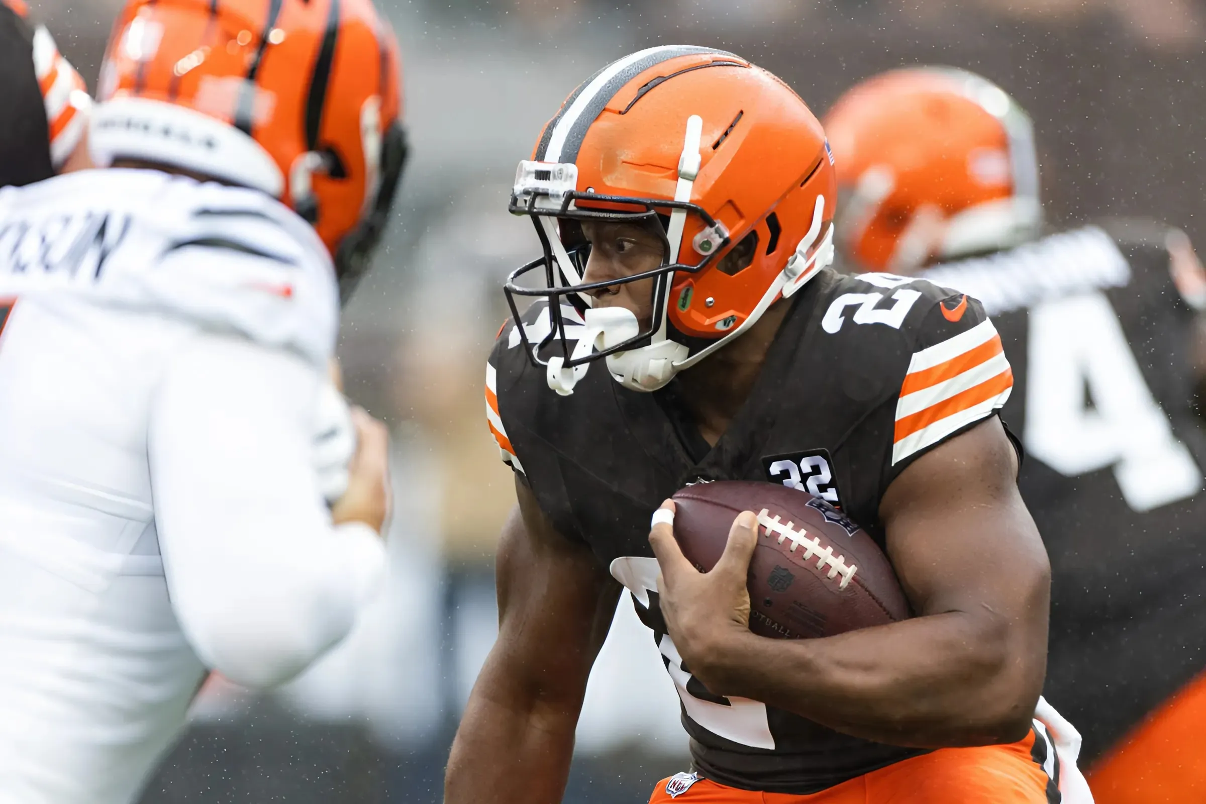 Browns Give Cryptic Update on Nick Chubb’s Week 5 Return